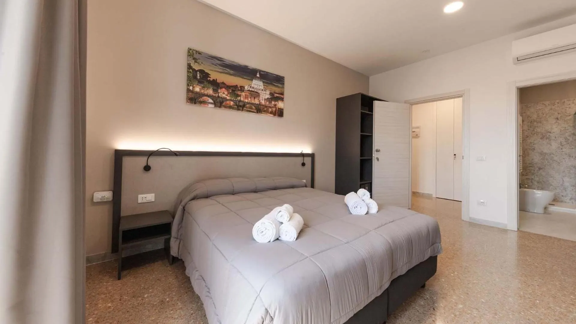 Auntieshouseroma Guest house