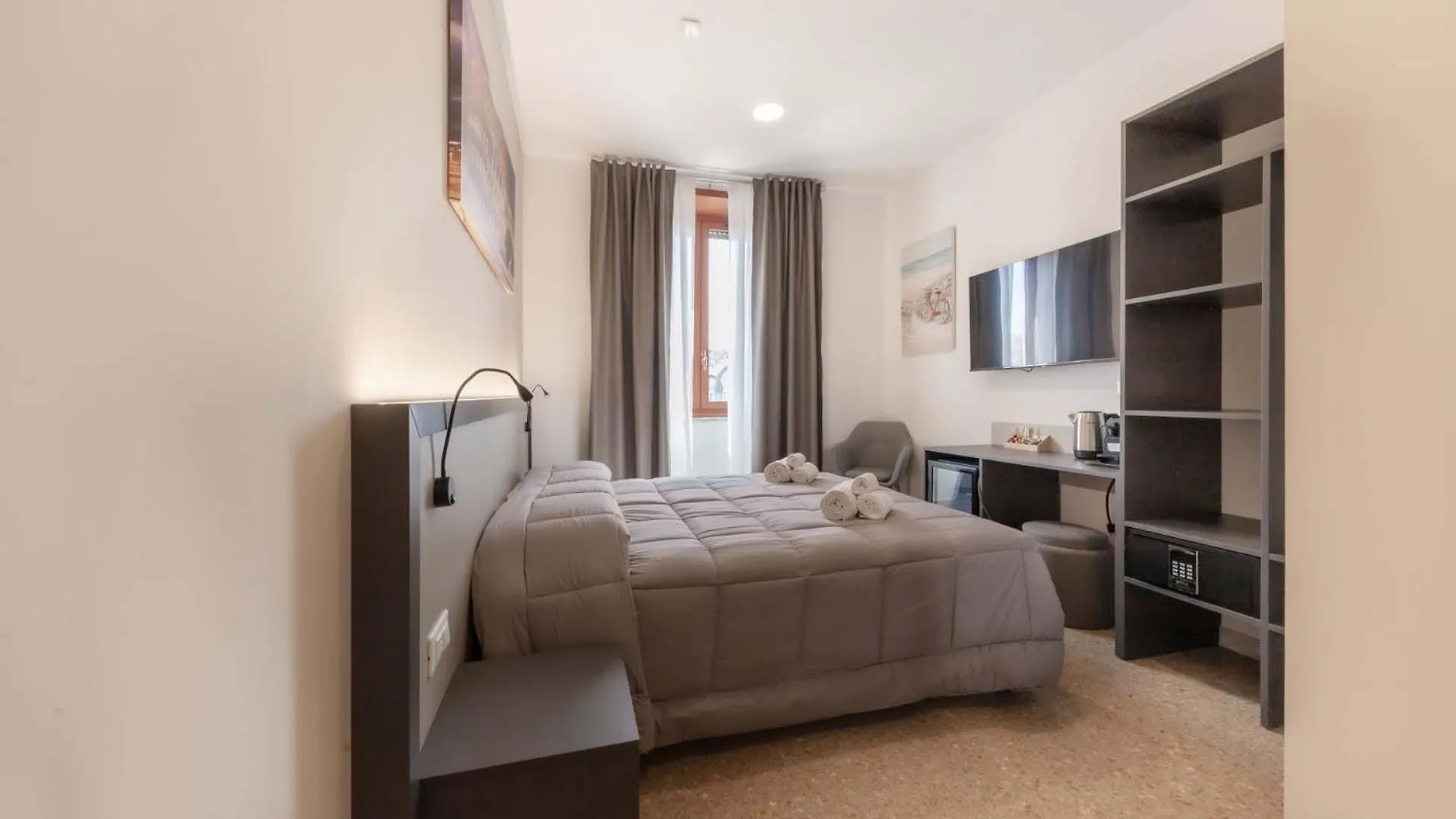 Guest house Auntieshouseroma Italy