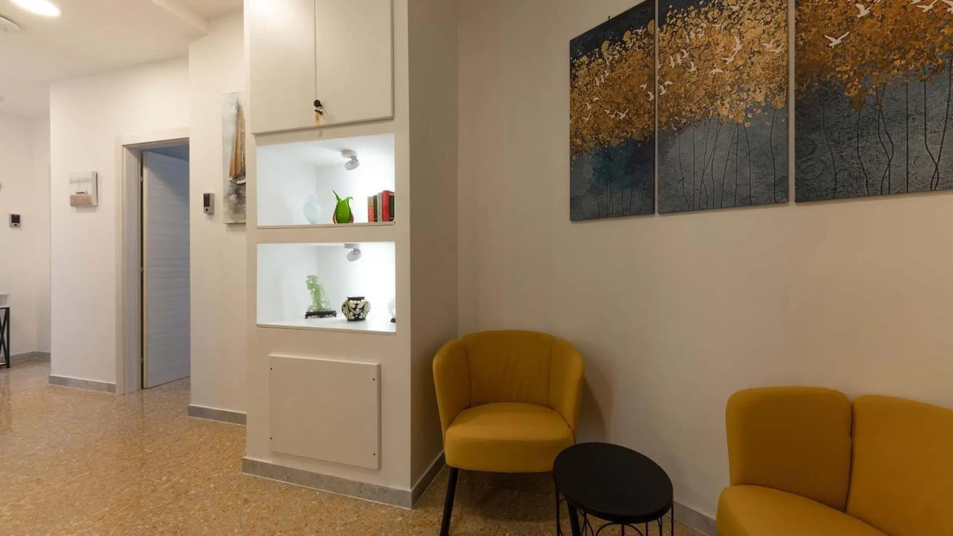 Auntieshouseroma Italien